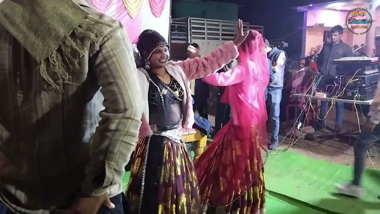 बुंदेली राई🌹🌹 देवी सिंह यादव प्रीतम यादव कमलेश यादव🌹🌹 राजा दुख न दियौ💔💔