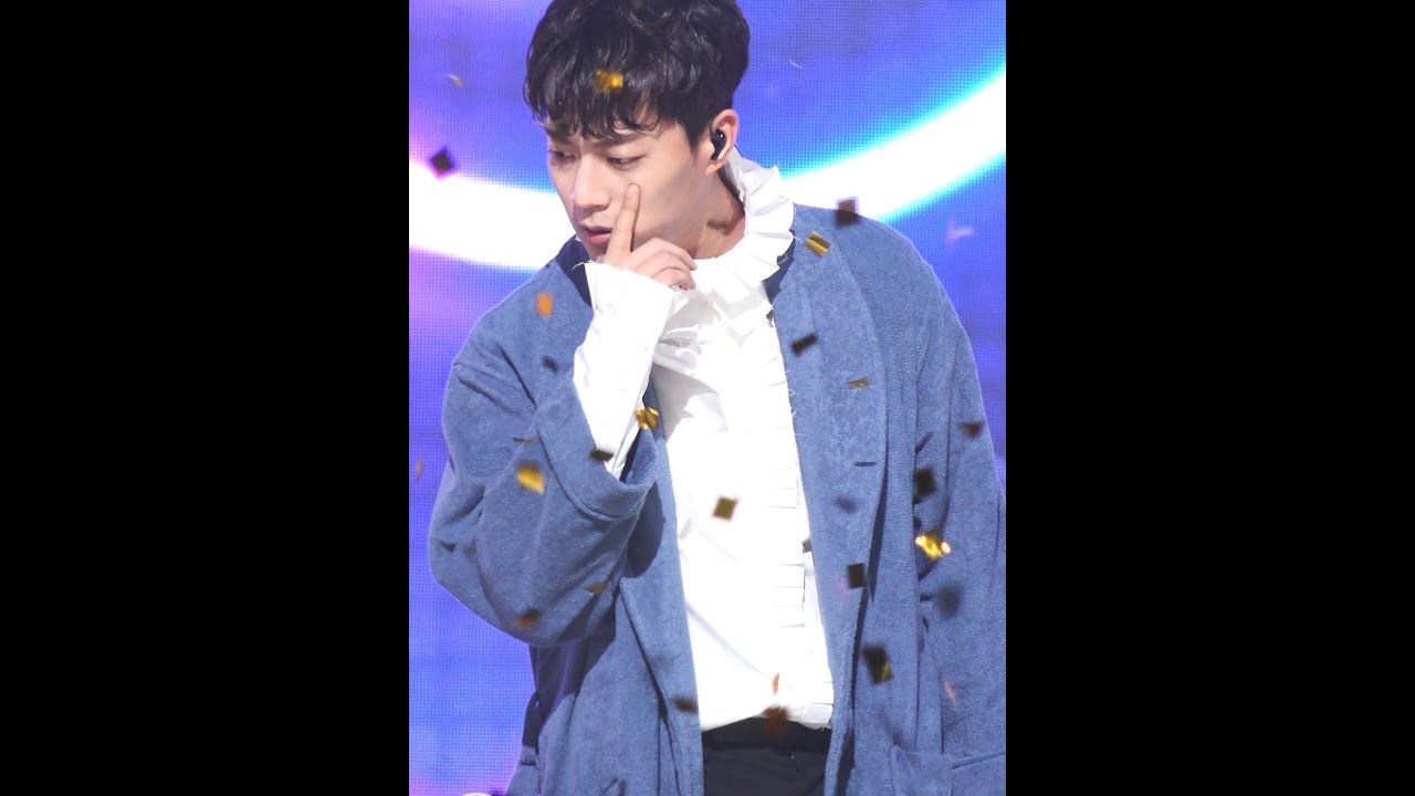 [MPD직캠] 하이라이트 윤두준 직캠 얼굴 찌푸리지 말아요 Plz Don’t Be Sad Highlight YOON DUJUN Fancam @엠카운트다운_170323