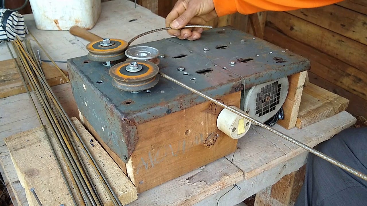 Estribos redondo, feito motor de port&atilde;o comprado no  ferro velho.