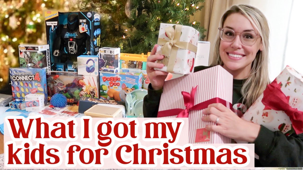 WHAT I GOT MY FAMILY FOR CHRISTMAS 2022! WRAP CHRISTMAS PRESENTS WITH ME! CHRISTMAS GIFT GUIDE