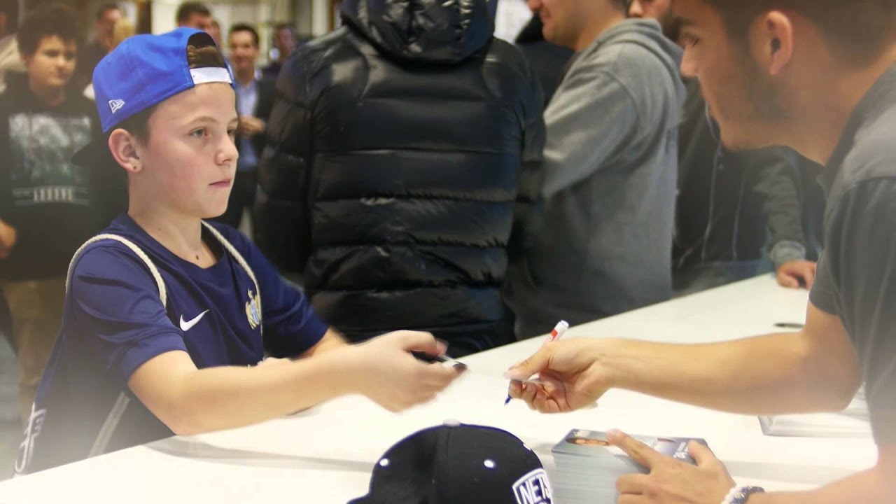 Impressionen vom neuen Fanshop und Museum des FC Zürich
