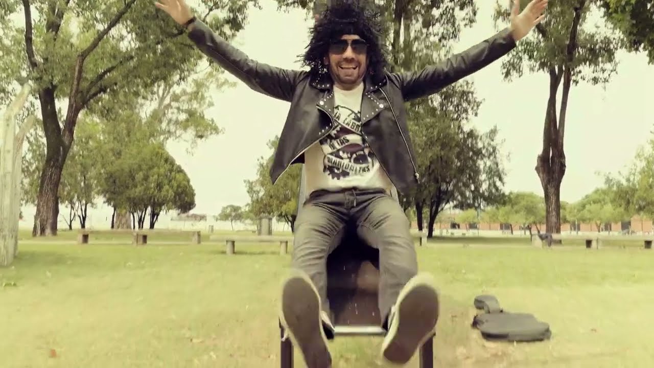 La Fábrica de las Marionetas - Un poco de rock and roll