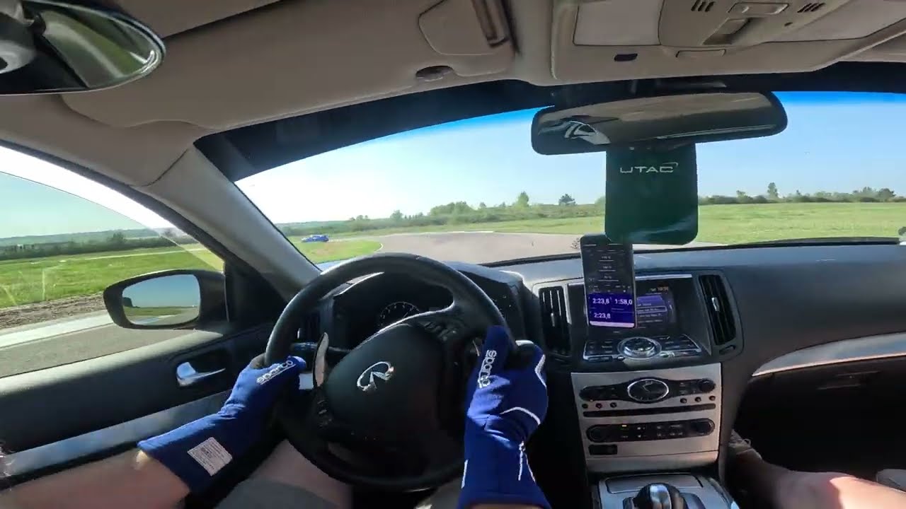 Circuit de Chambley - 10/09/2023 - Infiniti G37S avec Manon