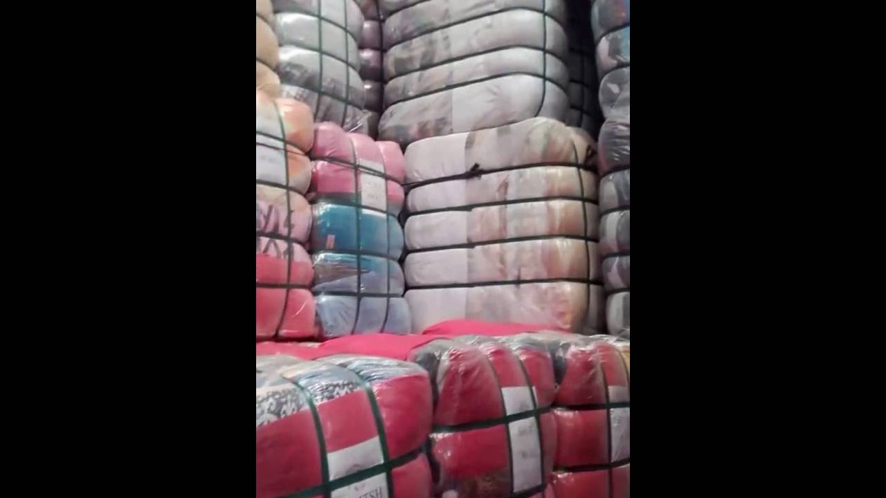 Vêtement d´occasion Friperie en balles pour l´exportation