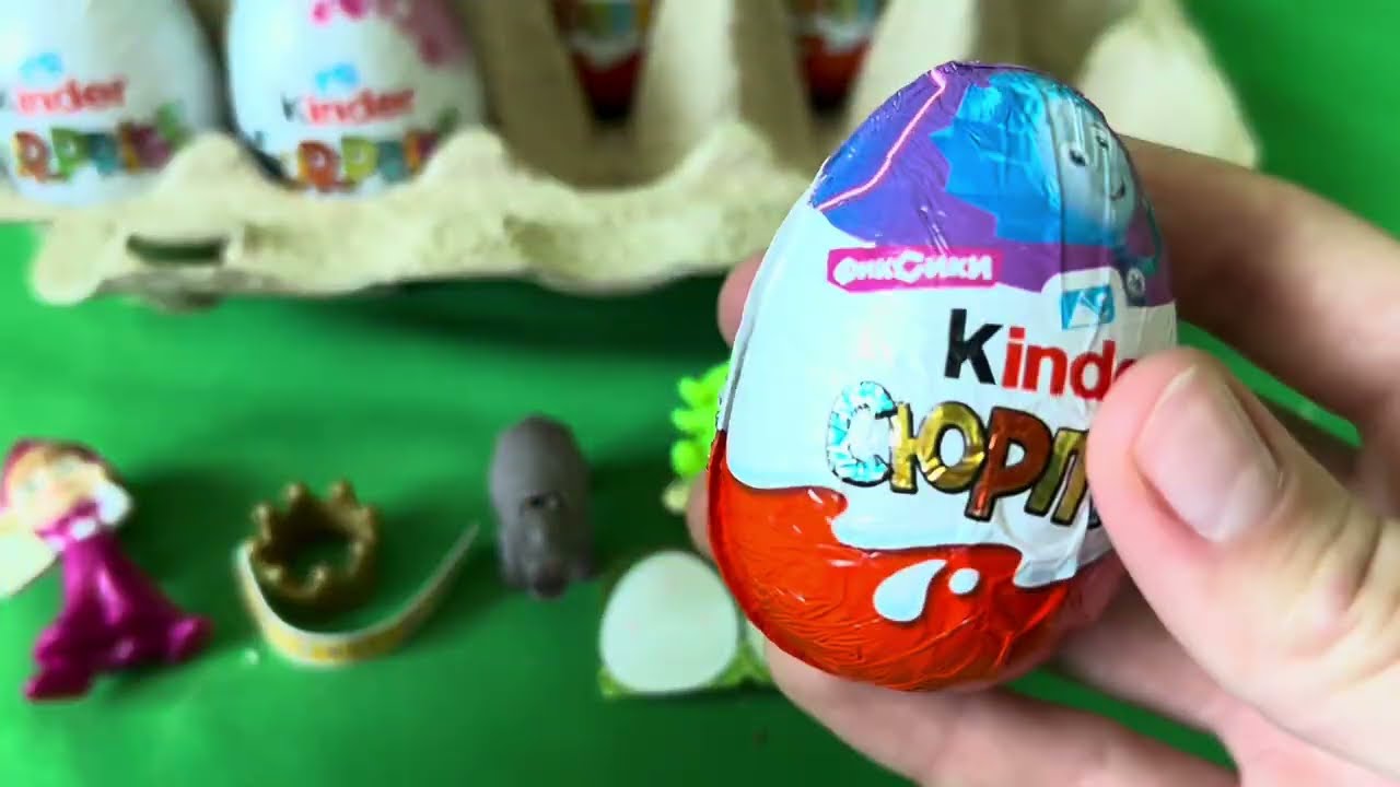 Unpacking different Kinder surprise this year/ Распаковка разных Киндер сюрпризов этого года🙂