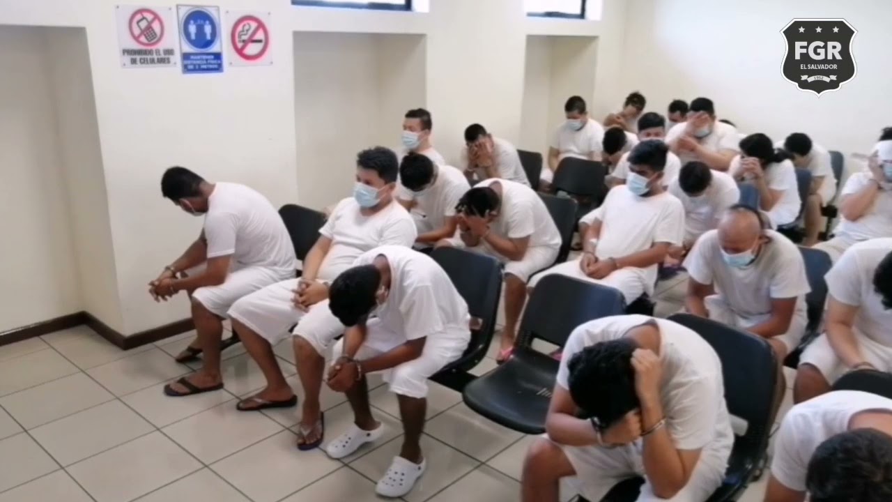 FGR logra la instrucci&oacute;n formal del proceso con la detenci&oacute;n provisional para 29 imputados.