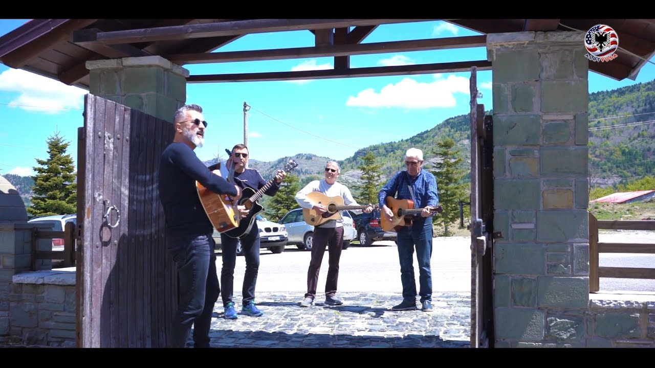 SERENATË- kolazh 