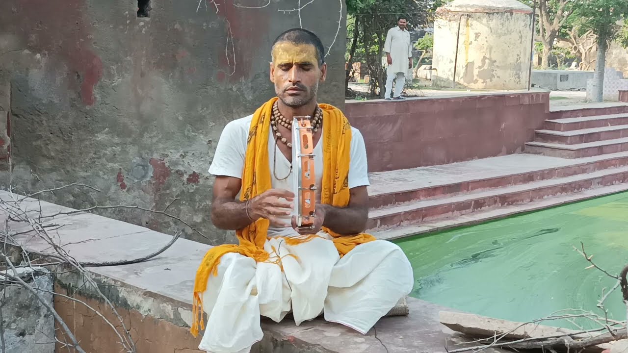 Govardhan:जय राधारमण हरी बोल ।।Jay Jay  Radharaman Hari Bol .