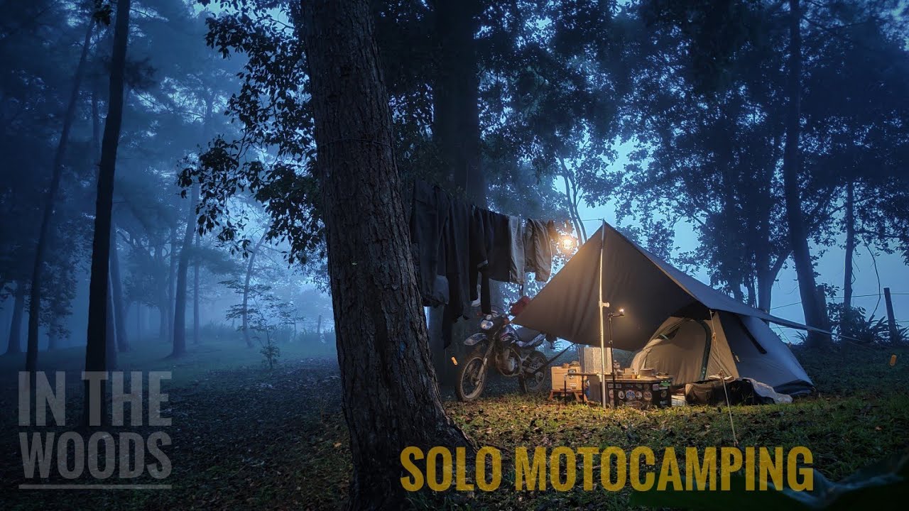 SOLO MOTOCAMPING EPIC PARC RAINFOREST CAMP (CINEMATIC VIEW)