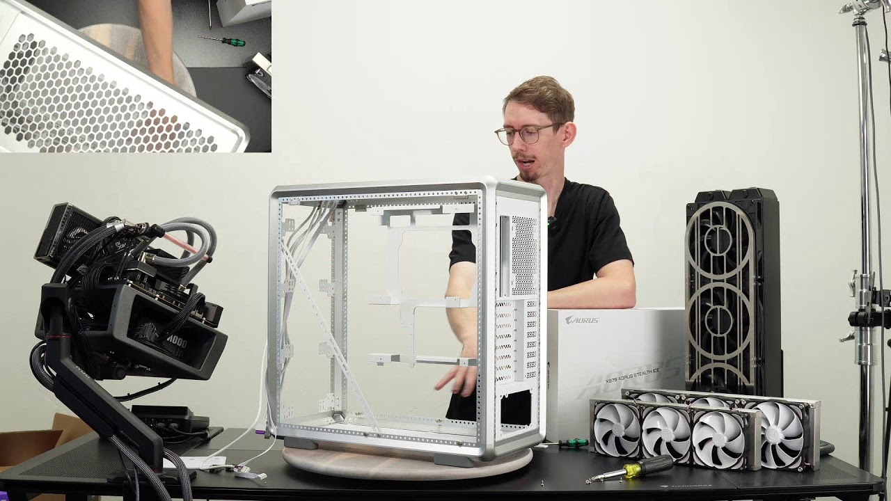 Monday Live - First impressions of the Cooler Master MasterFrame 600