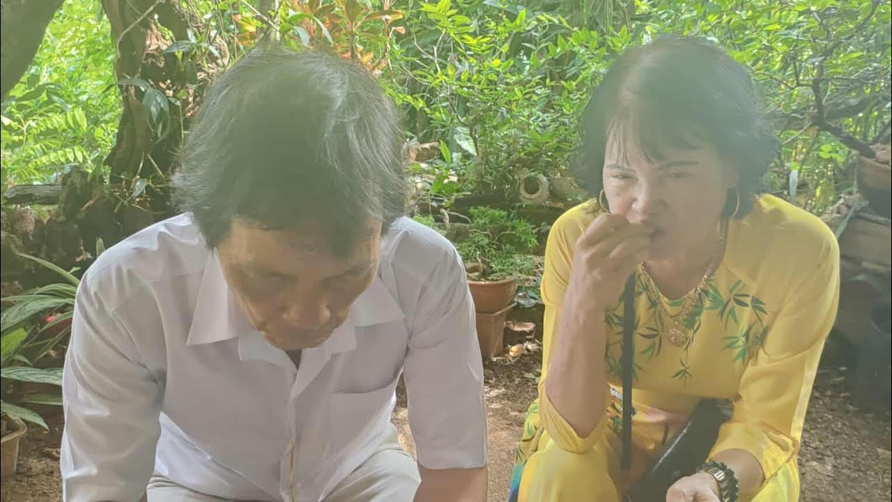 Dấu chân kỷ niệm.Mỹ nhơn.