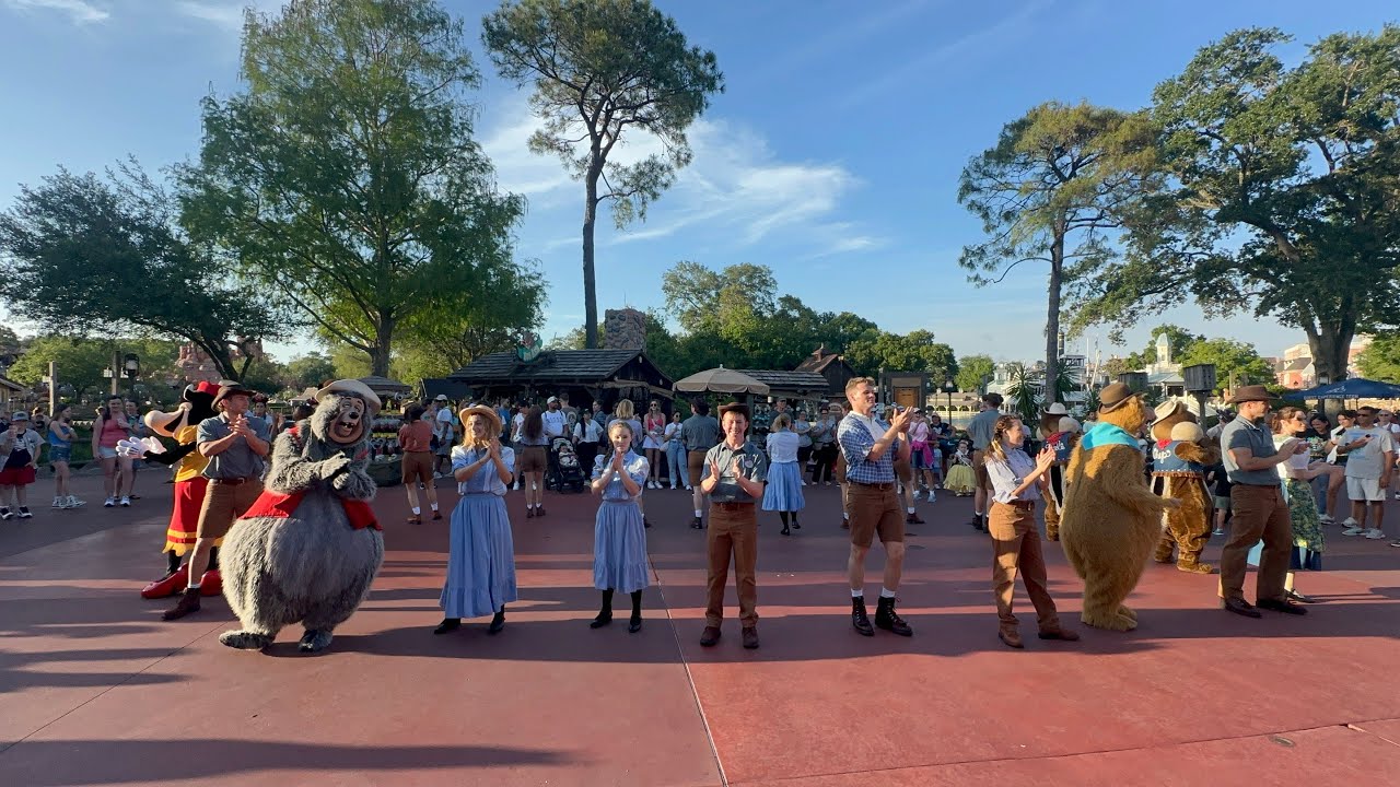 The Frontierland Hoedown