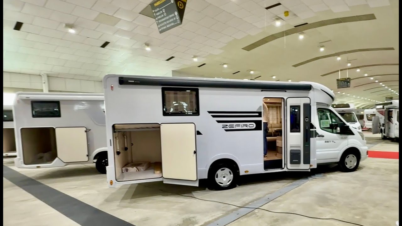 MATKAILUAUTOMESSUT ESPANJASSA ⎜ ja kyläreissu La Marinaan