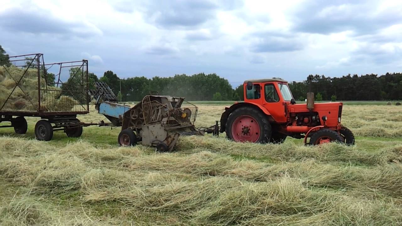 Belarus MTS 52 Heu pressen+Fortschritt K442