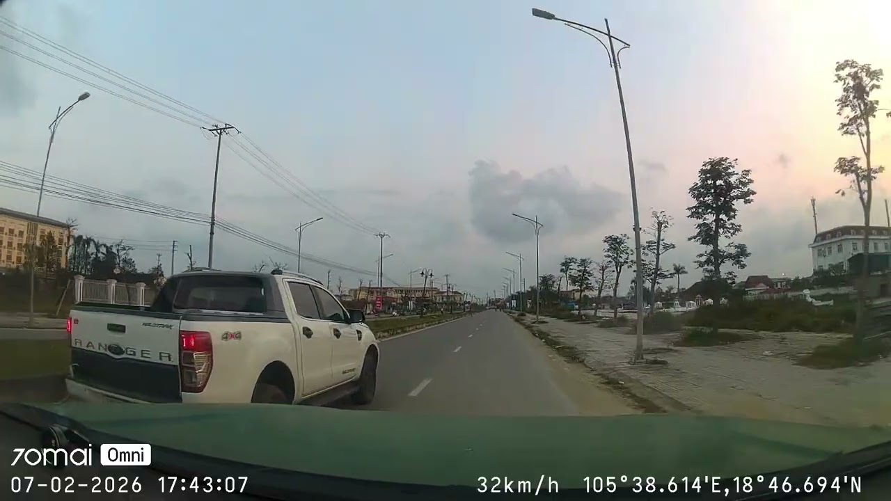 CỘT ĐÈN VÀ ĐÀO TT QUÁN HÀNH