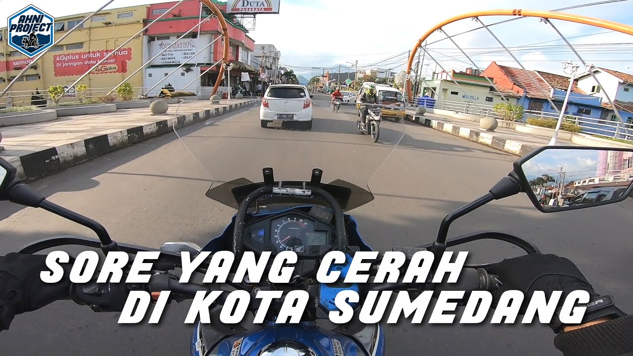 Jalan Jalan Sore Keliling Kota Sumedang | Motovlog Indonesia
