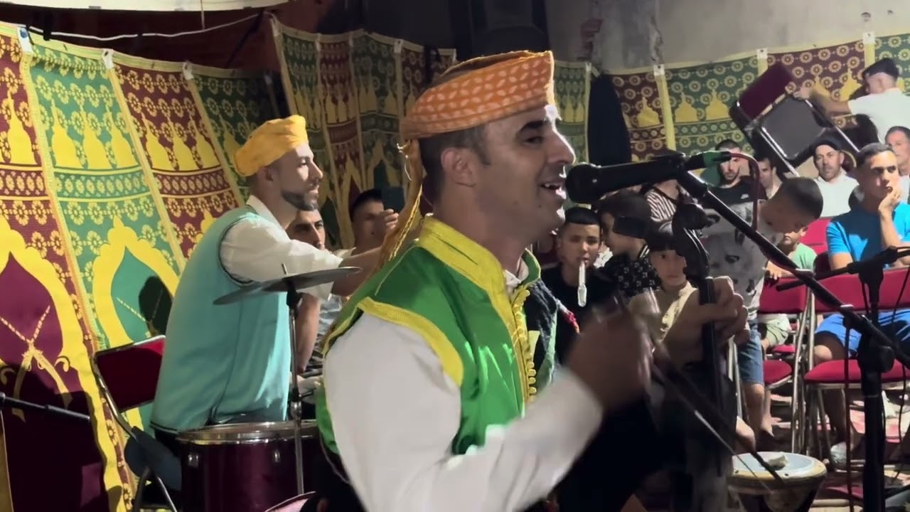 أمين طنجاوي نايضة مع ناس خندق الورد Amin tanjawi💃🎻