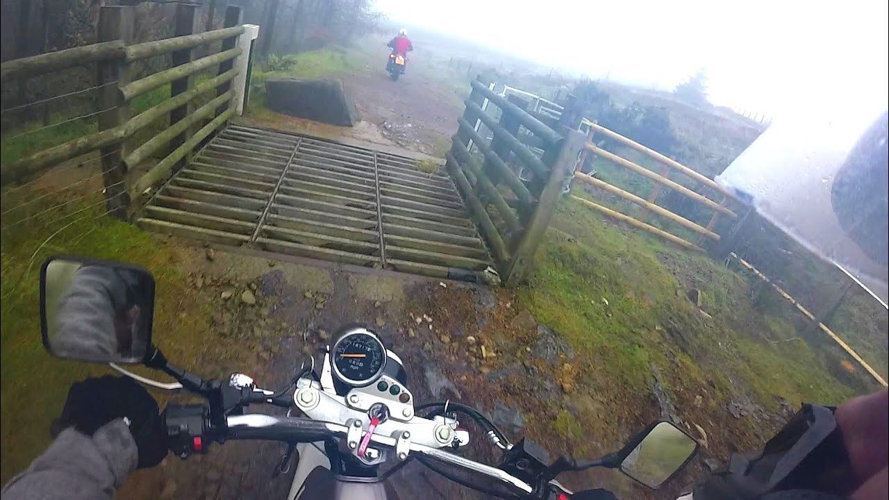 Suzuki VanVan 125 - Green Laning