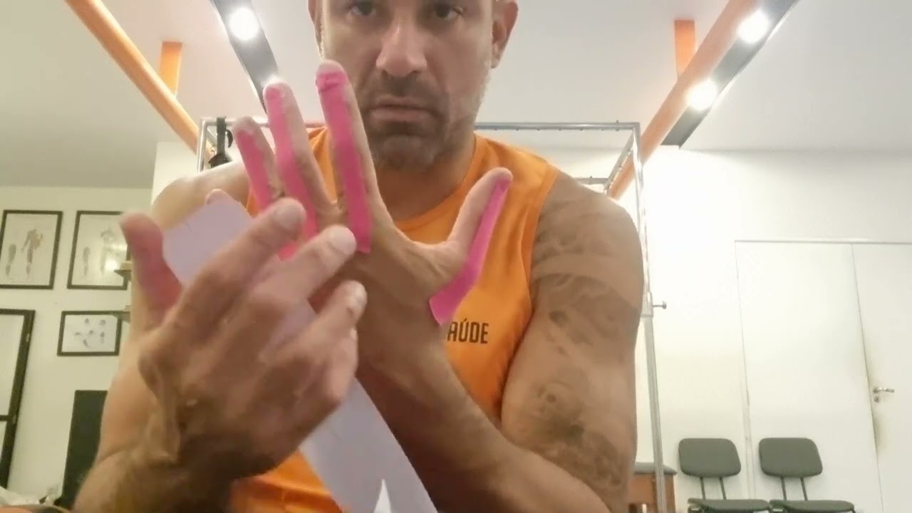 Desvendando o Mistério da espasticidade como kinesio taping pode ajudar na flexão dos dedos e mãos