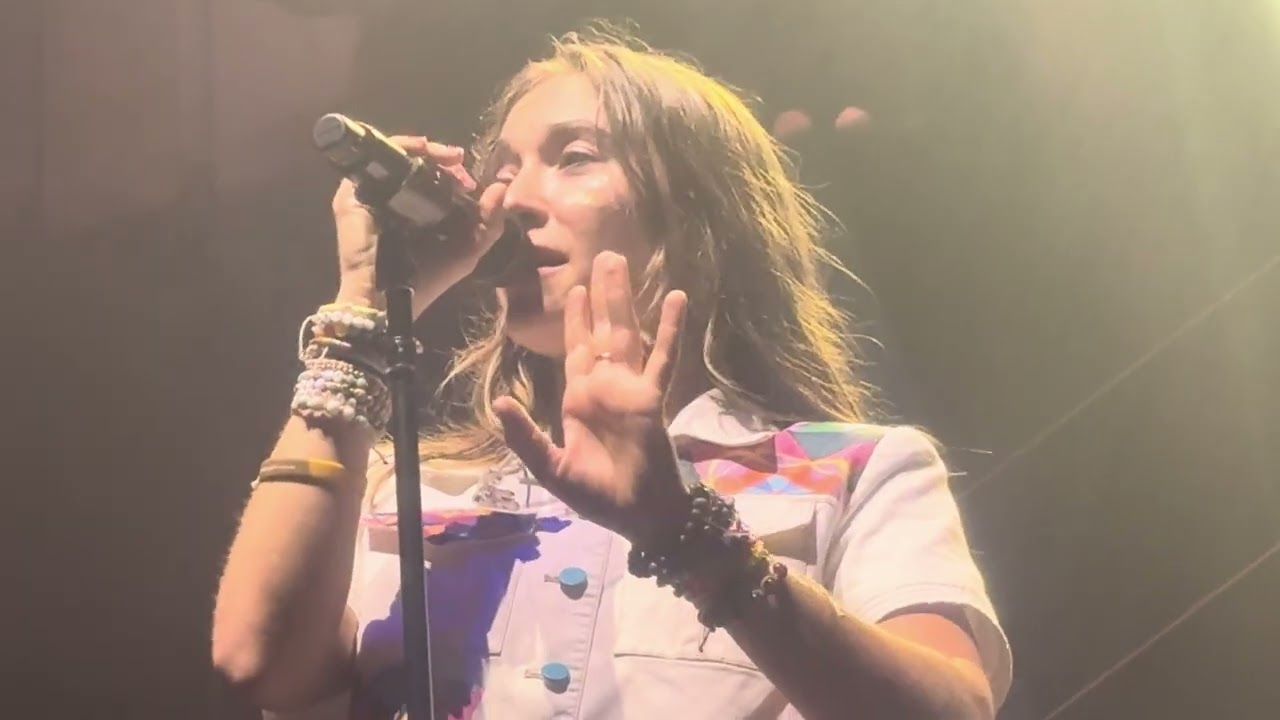 Lauren Daigle On The Darkness That Led To Thank God I Do