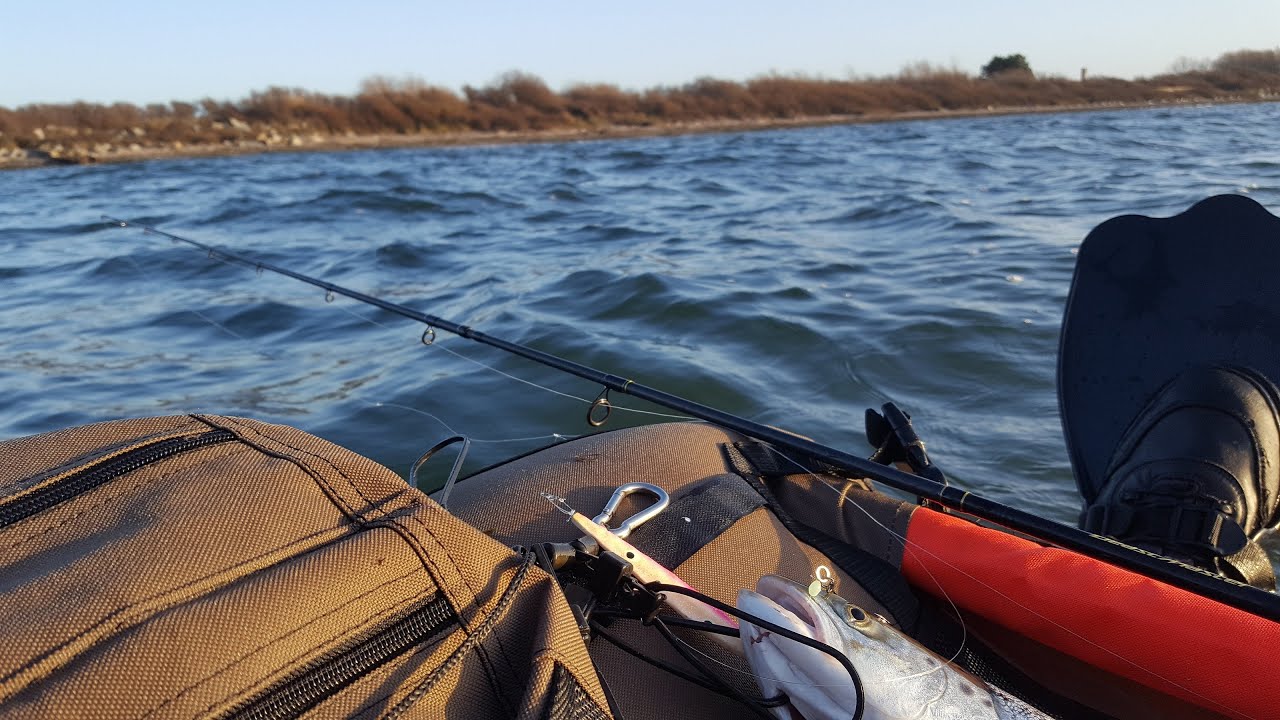 Angeln/Ostsee auf Meerforelle / Seatrout  Rügen im Januar 2020  vom Bellyboot