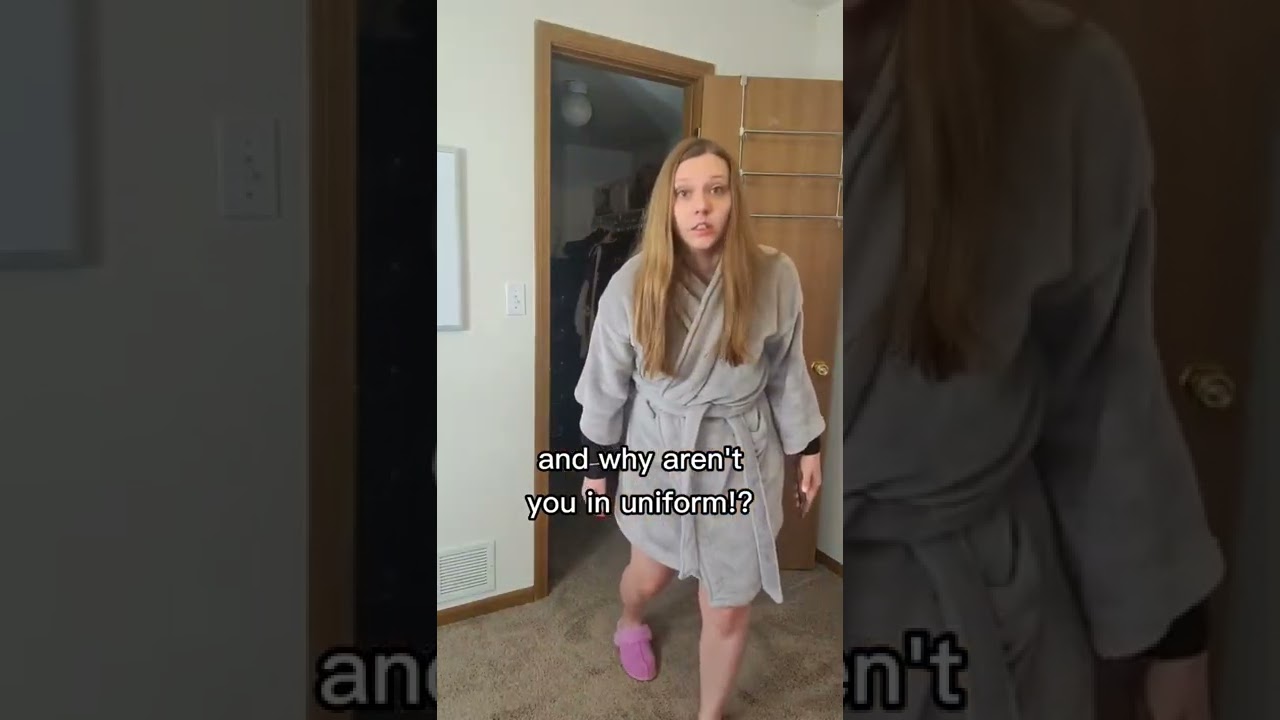 Czemu nie masz na sobie munduru? #szorty