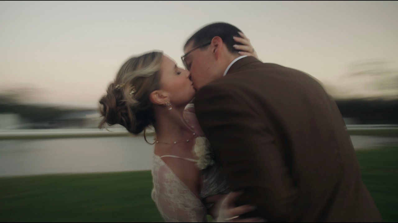 Cows and Rock n Roll!! // a Wedding Story - Kings Crossings Barn
