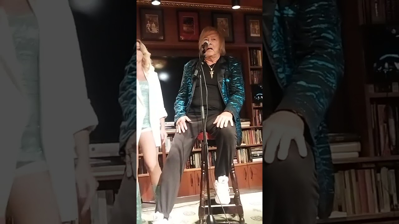 Helmi Loukasmäki ja Danny/ Tahdon olla sulle hellä/ John Scott's Arkadia, Helsinki 25.5.2024.