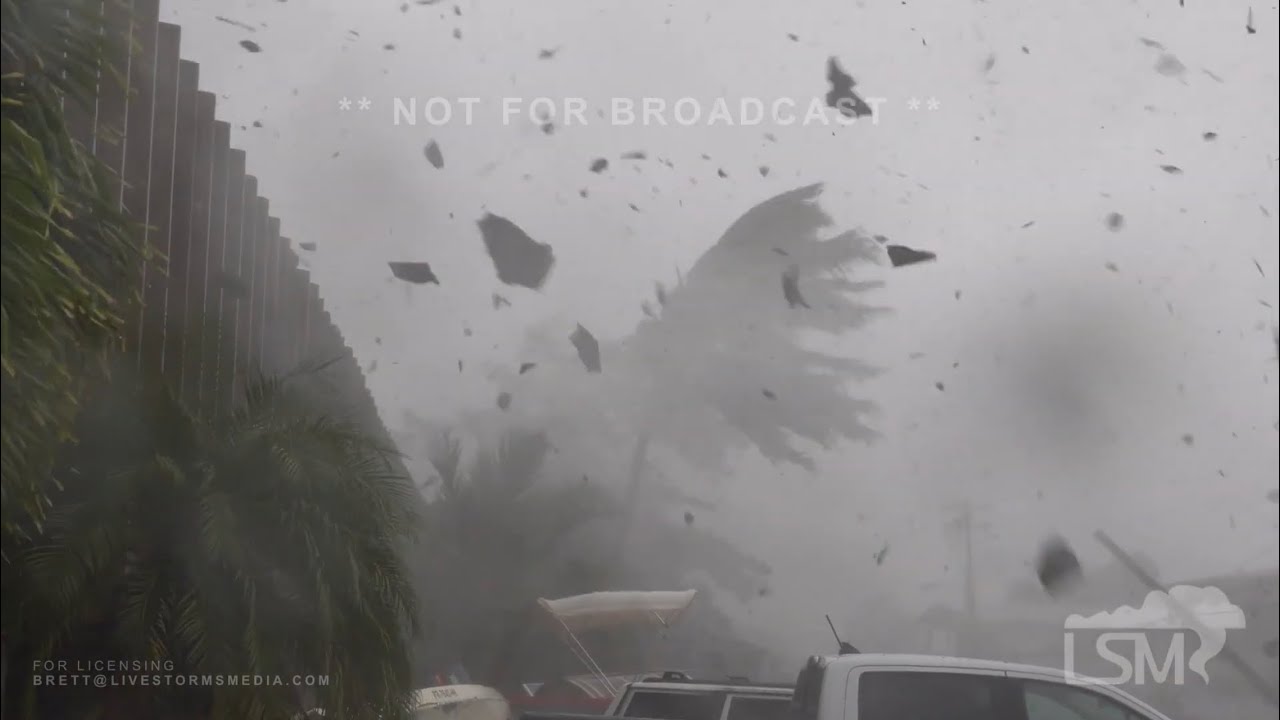 09-18-2022 Ponce, PR - Insane Winds Rip Roof Off - Debris Airborne - Poles & Trees Down