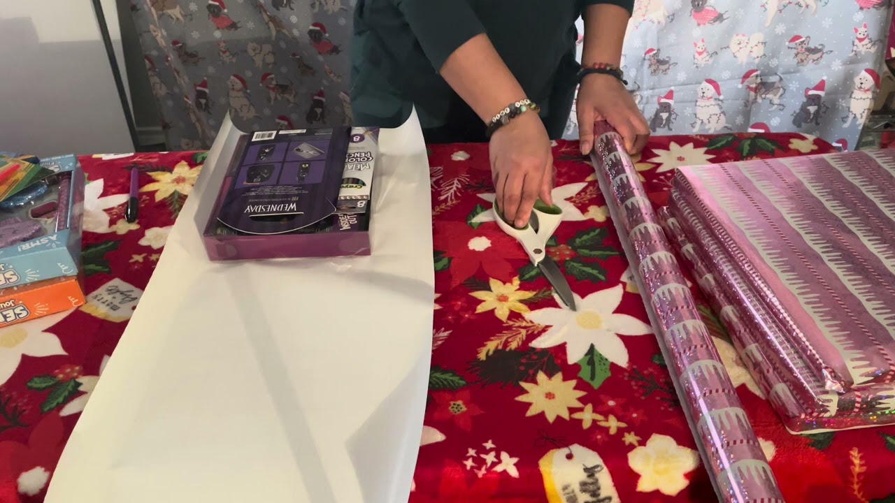 asmr wrapping Christmas presents | no talking
