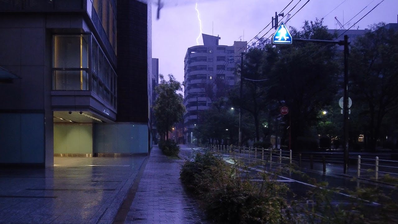 LOUD THUNDERSTORM HEAVY RAIN WALK at MIDNIGHT | Shinsaibashi Osaka Japan | 4K ASMR Rain Ambience