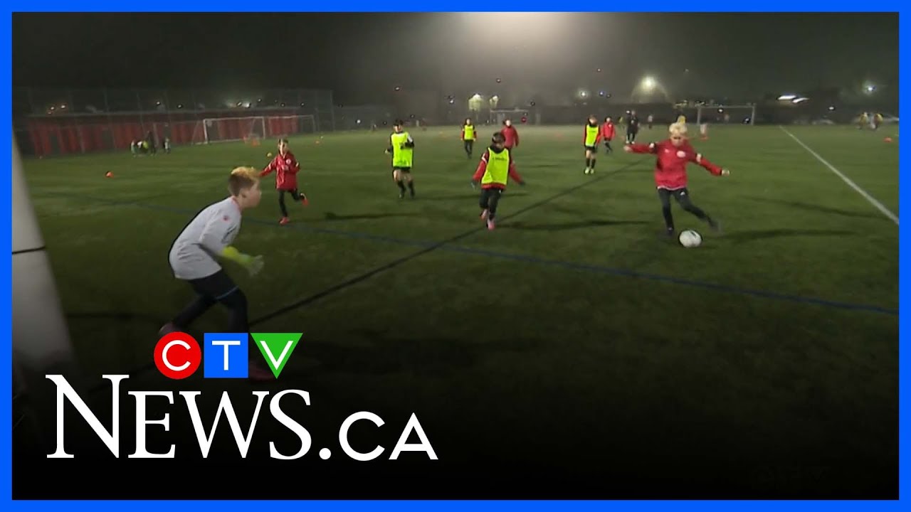 Soccer overtakes hockey as top youth sport in Canada