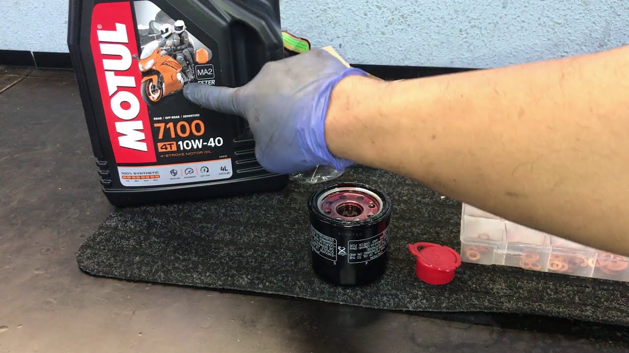 CAMBIO DE ACEITE Y FILTRO YAMAHA MT09 FZ09 TRACER 900 | OIL AND FILTER CHANGE MT09