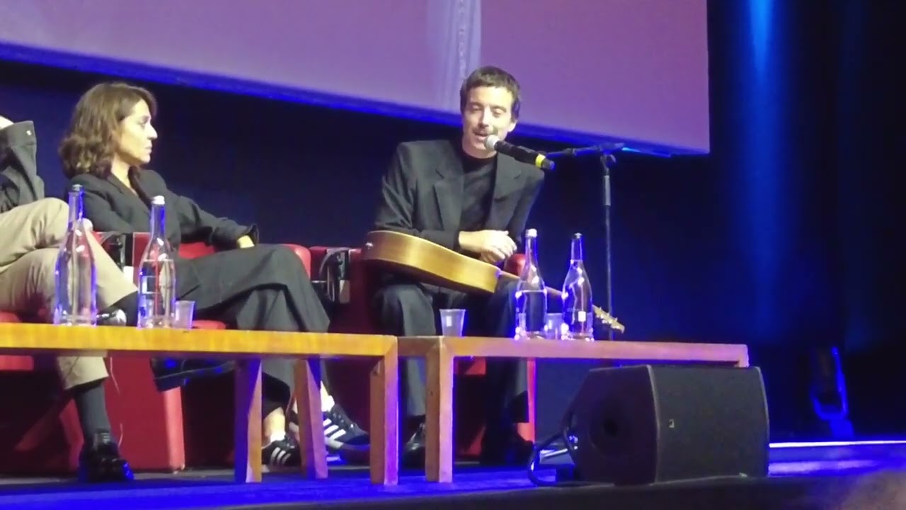 Antonio Diodato canta 