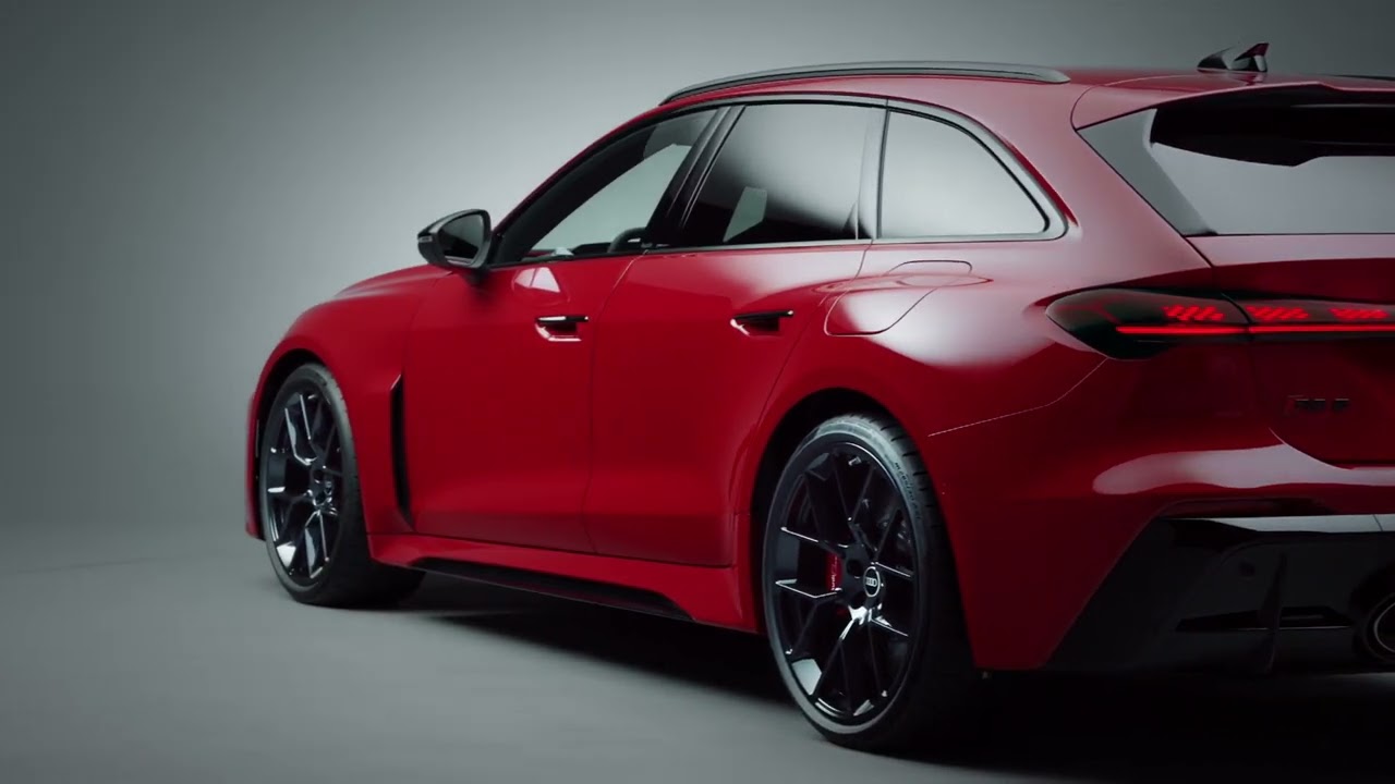 Audi RS 5 Avant Exterior Design in Studio