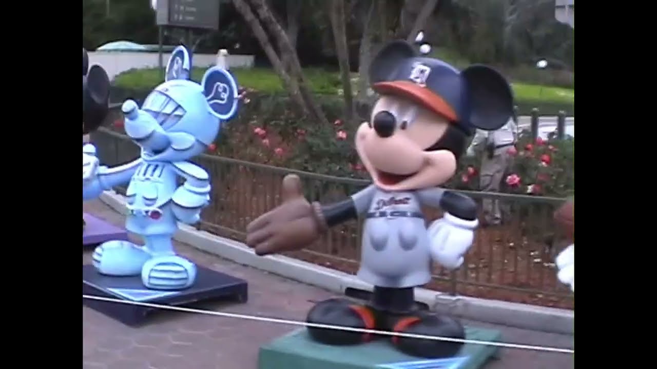 Walt Disney World Family Vacation- Retro Home Movie Footage from 2004