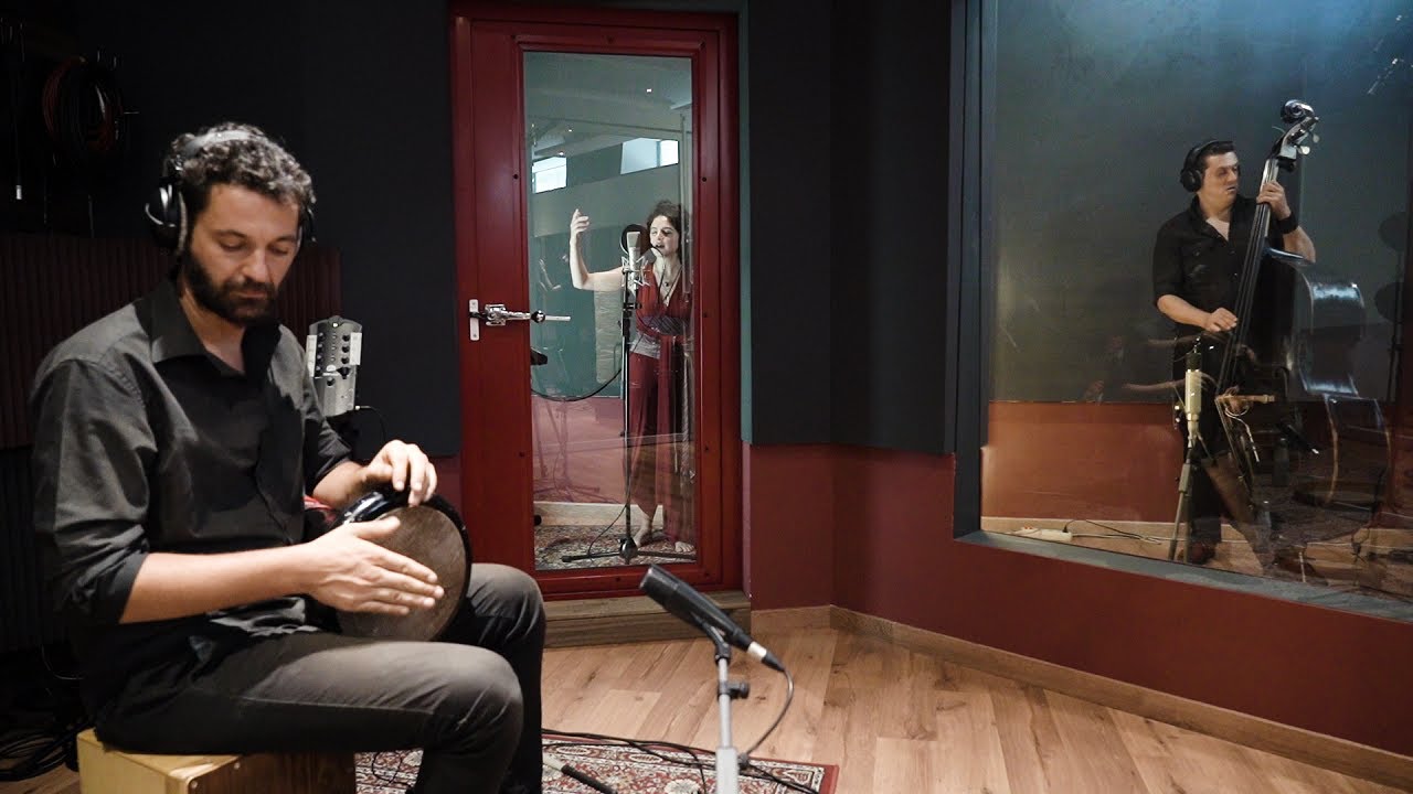 Ciganine Sviraj, Sviraj - Barcelona Gipsy balKan Orchestra