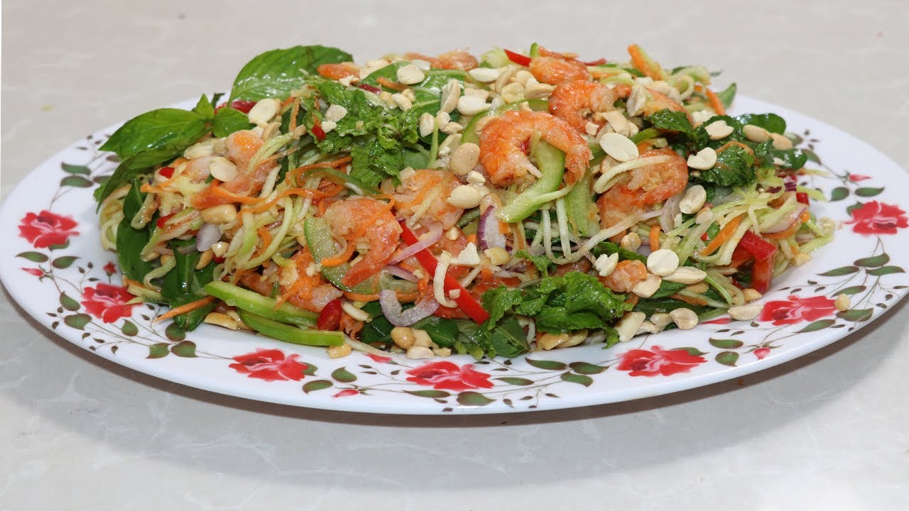 ញាំស្វាយបង្គាគ្រៀមឆ្ងាញ់ណាស់ -Green Mongo mixed with Dried Shrimp Salads /Chhen Touch