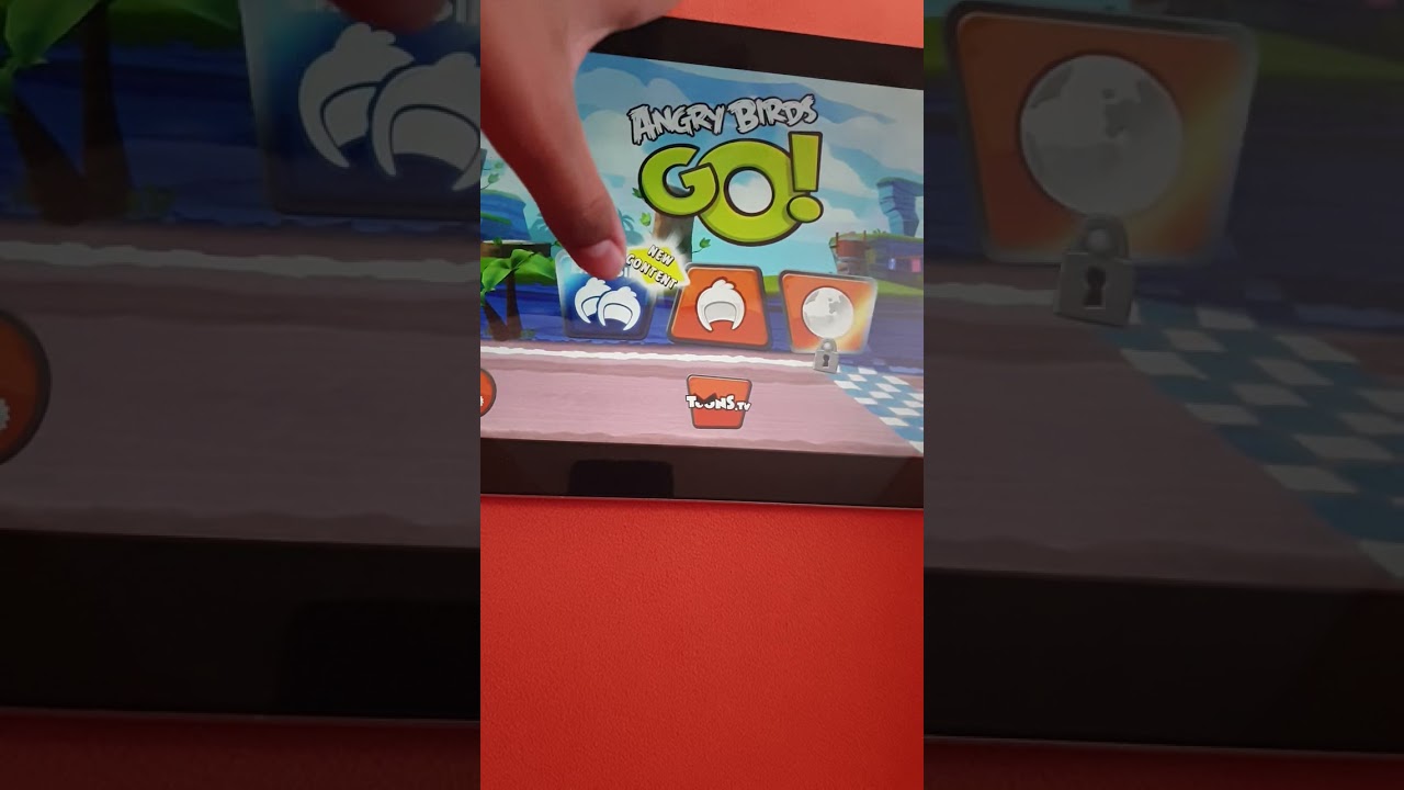 Angry Birds Go 1.7.0 iPad 2 60Fps iOS 9.3.6