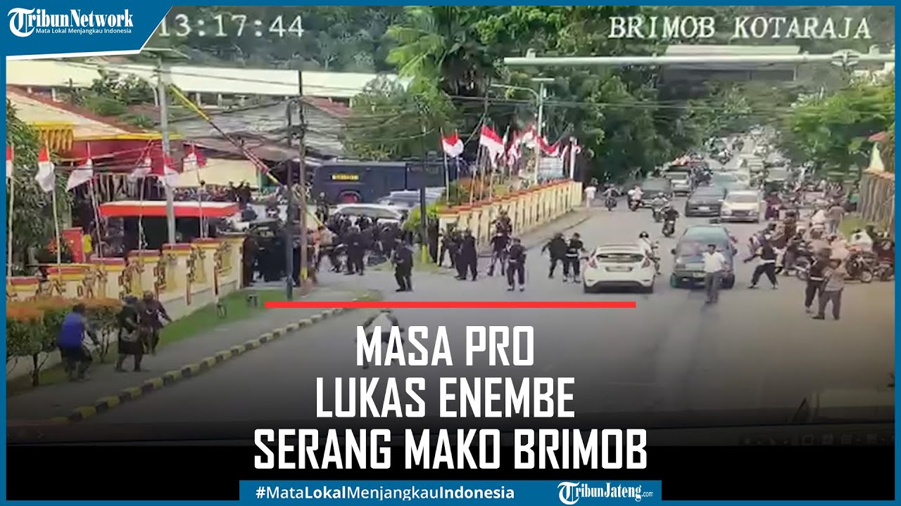 Detik-detik Masa Pro Lukas Enembe Serang Mako Brimob di Papua