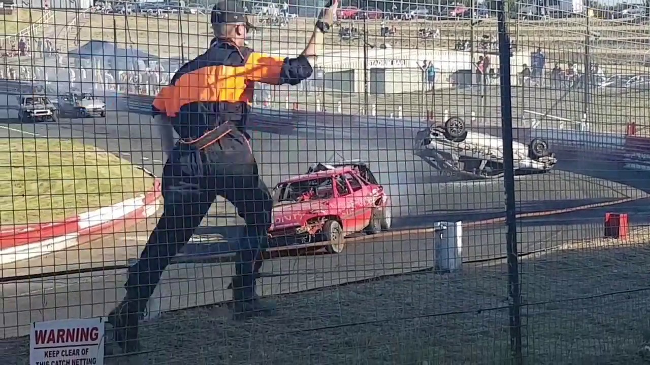 Best Crashes of Ford Escort Back To Basic bangers, Hednesford hills raceway, 24/6/18