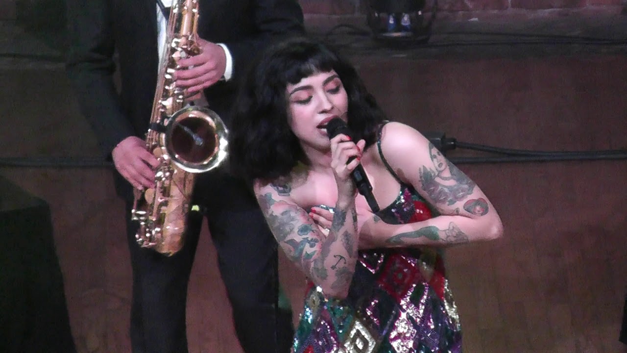 Mon Laferte El Mambo & El Beso 2019