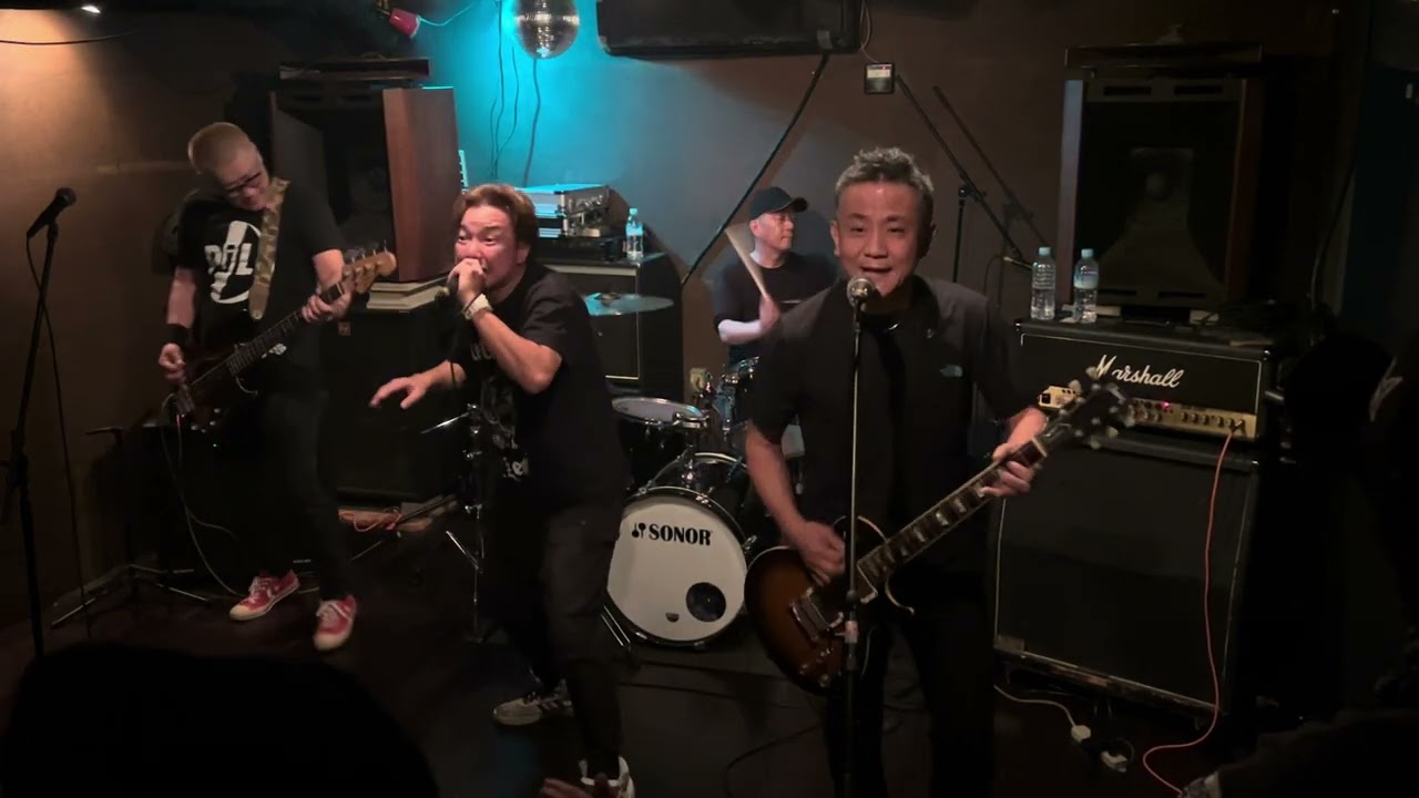 CROWS  at  石橋BHANC   大阪池田　2025  11／9