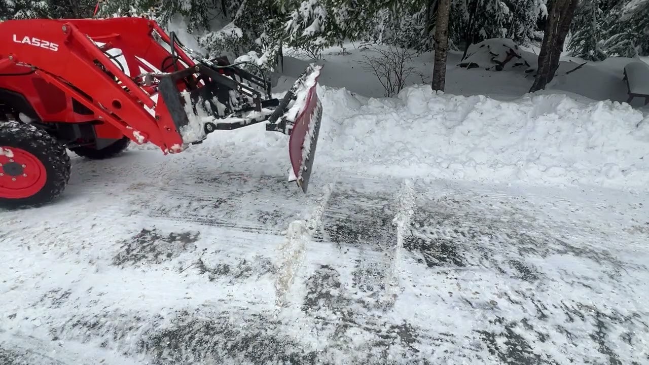 Kubota L2501 Homebuilt Snowplow 