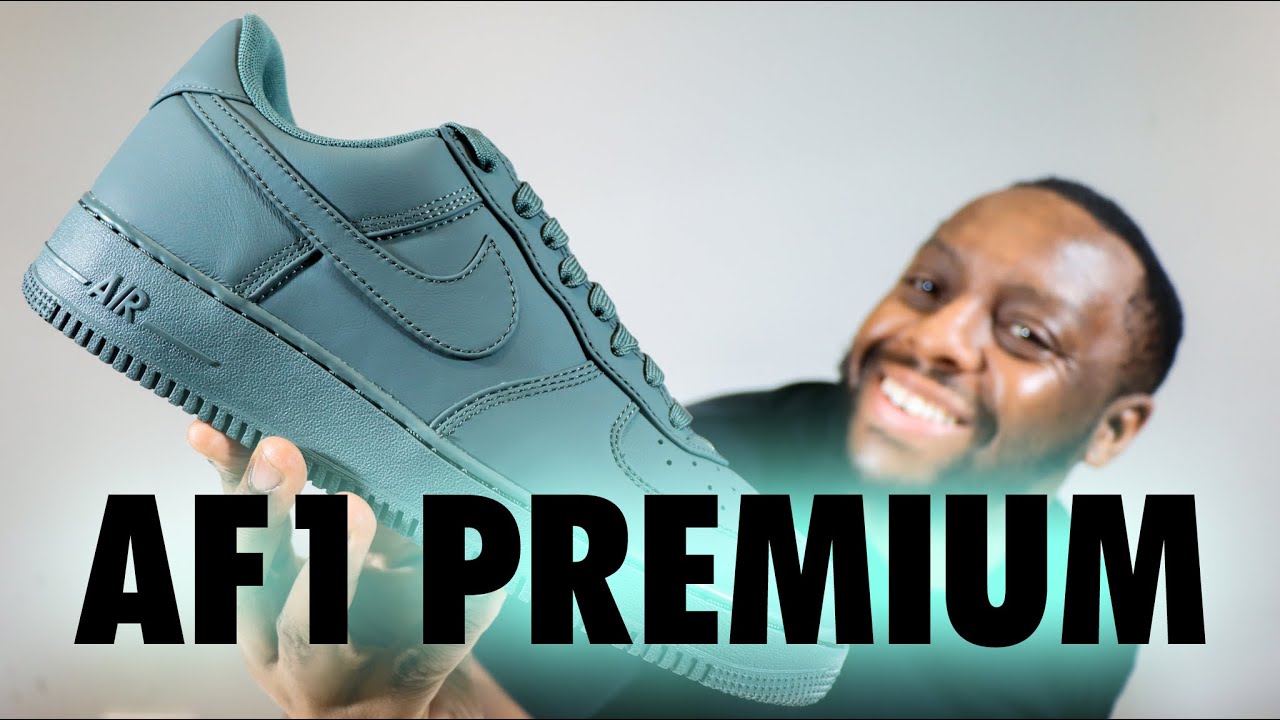Обзор кроссовок Nike Air Force 1 PRM Premium Retro Bomber Grey на ногах. QuickSchopes 885 Schopes...