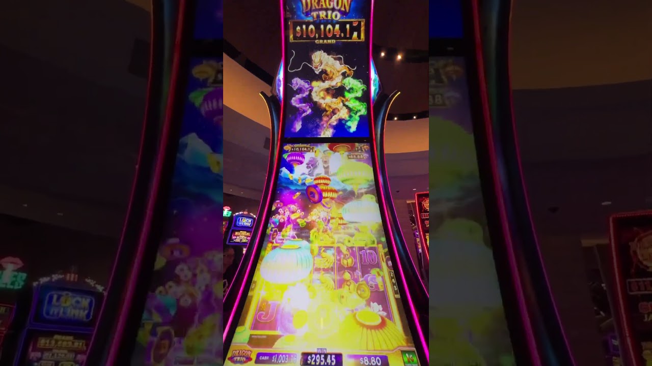 The New Dragon Trio Slot #massivewin #casinogame #hugewin #jackpot #slotjackpot #casinogames #bigwin
