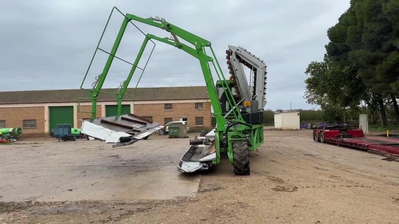 OE 4 Harvesting Maschine trial in Pistachios and Almond Orchards in Spain 2024