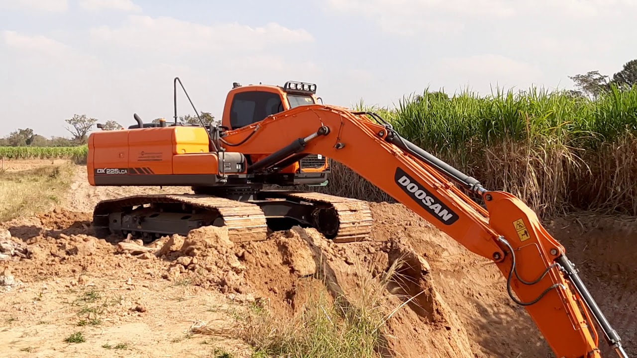 บุ้งกี๋ 1.2 คิว อุ้มหนักจริงๆ DOOSAN DX225LCA and truck เล่นลึกสุดบูม งานนี้มีดัน excavator EP.6022