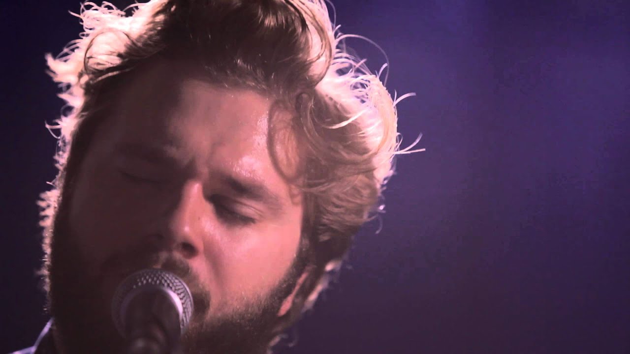 These Ghosts - Coat of Feathers // Poejazzi Live Sessions
