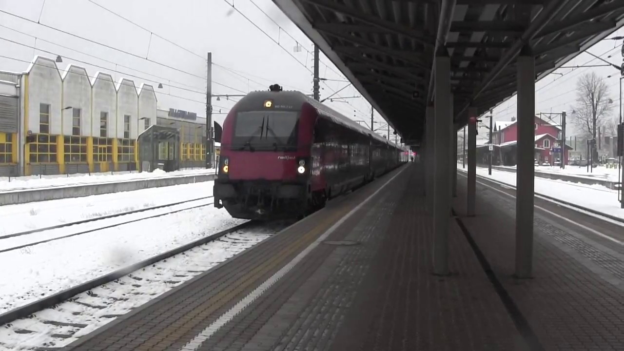 Jenbach Bahnhof 27.01.2015 u.a. mit RoLa + Zillertalbahn
